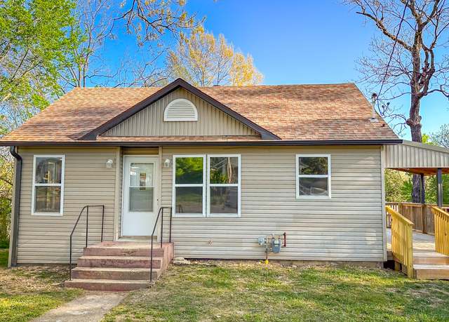 Property at 612 E Benton Ave, Ava, MO 65608, 3 beds, 2 baths