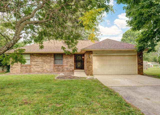 Property at 119 N Grand Prairie Dr, Willard, MO 65781, 3 beds, 2 baths