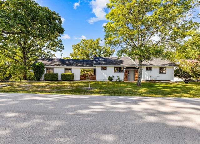 Property at 349 Santa Fe Dr, Forsyth, MO 65653, 4 beds, 3 baths