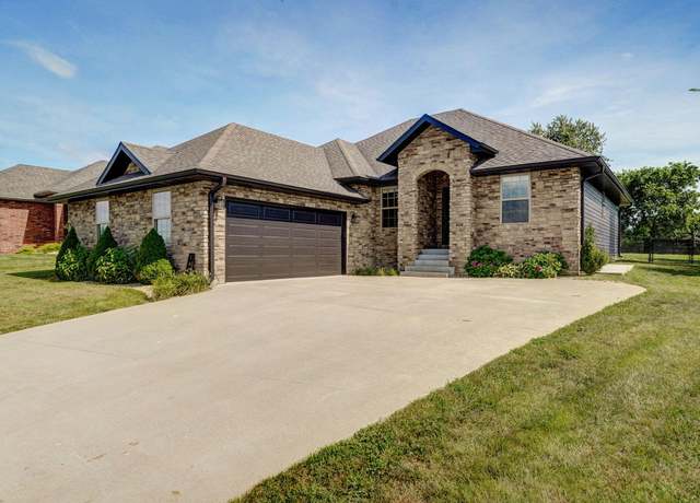 Property at 1402 E Fairwind, Ozark, MO 65721, 4 beds, 3 baths