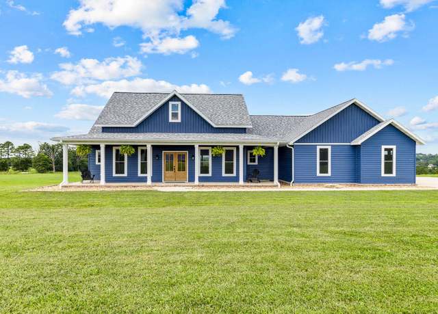 Property at 1041 Wilson Dr, Mountain Grove, MO 65711, 5 beds, 3.5 baths