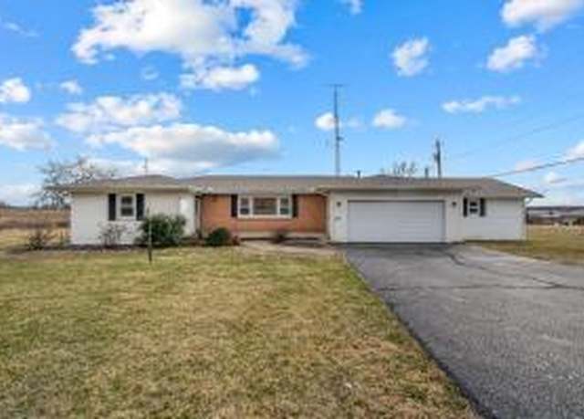 Property at 9800 Red Spring Rd, Mountain Grove, MO 65711, 3 beds, 2.5 baths