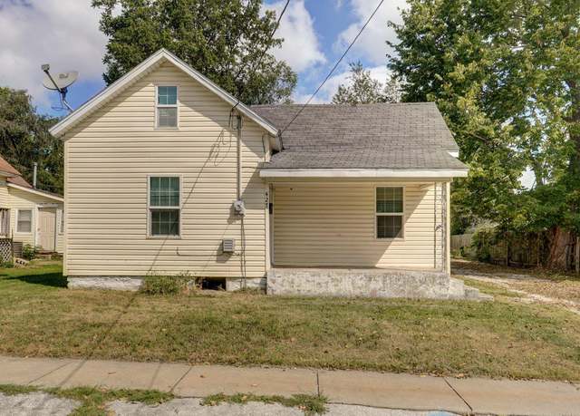 Property at 427 E High St, Springfield, MO 65803, 2 beds, 1 bath