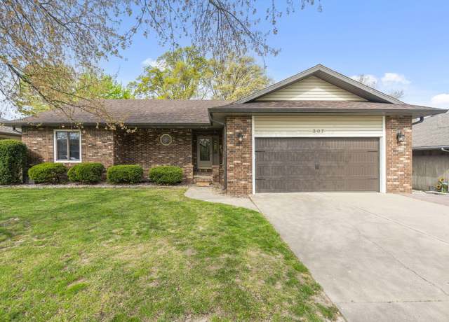 Property at 307 N Gregg Rd, Nixa, MO 65714, 5 beds, 3 baths