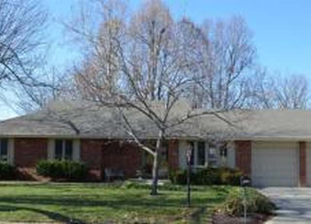 Property at 5649 S Clay Ave, Springfield, MO 65810, 4 beds, 3 baths