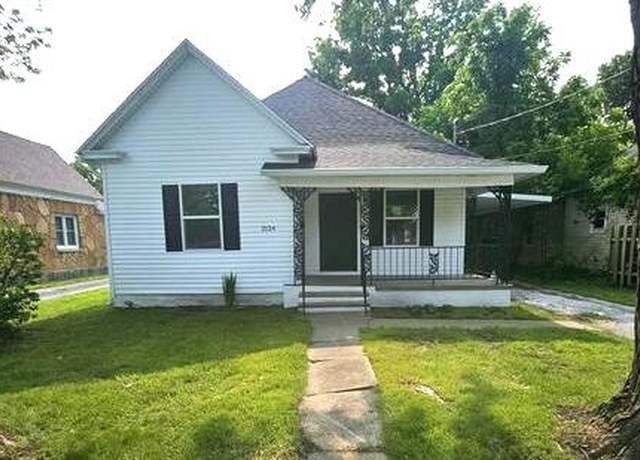 Property at 2124 N Grant Ave, Springfield, MO 65803, 3 beds, 2 baths
