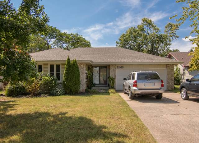 Property at 2549 S Delaware Ave, Springfield, MO 65804, 3 beds, 2 baths