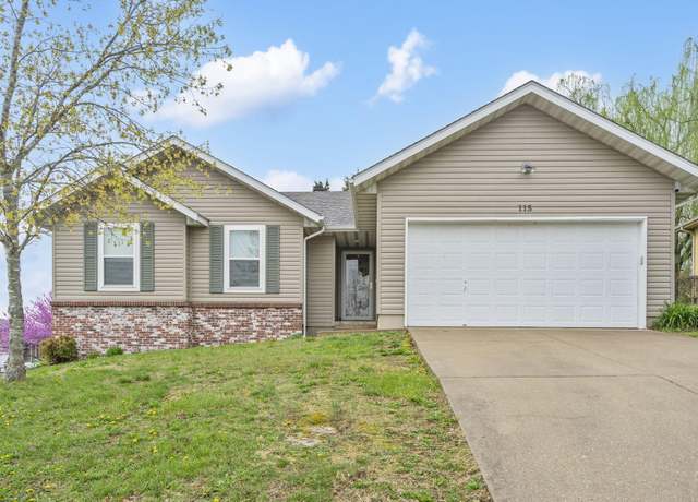 Property at 115 Rock Hollow Ct, Hollister, MO 65672, 3 beds, 2 baths