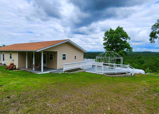 Property at 34 High Rdg, Gainesville, MO 65655, 2 beds, 1 bath
