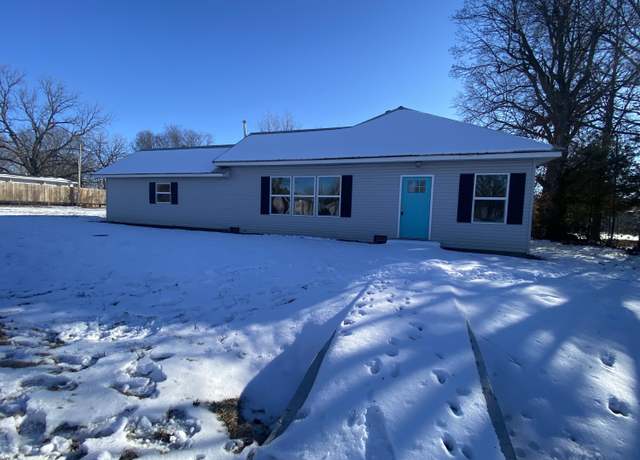 Property at 214 E Wilson St, Wheaton, MO 64874, 3 beds, 2 baths