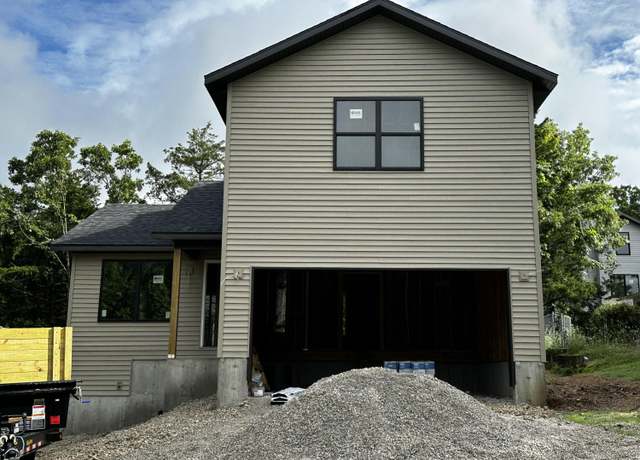 Property at 202 Eric Dr, Kirbyville, MO 65679, 3 beds, 2.5 baths