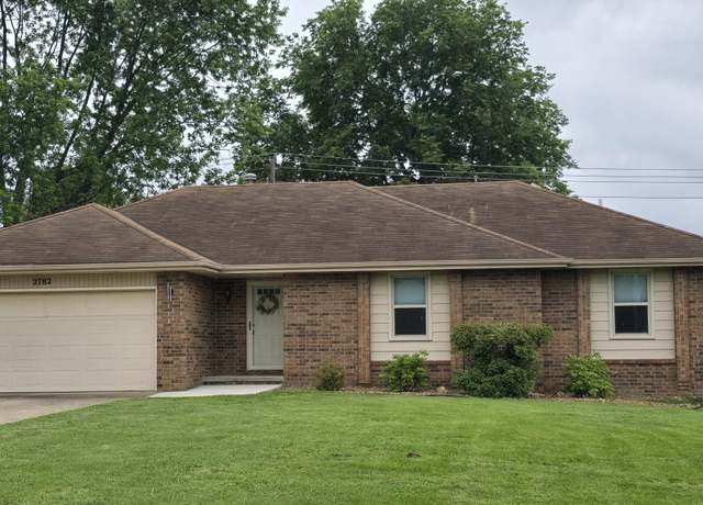 Property at 2782 W Swan St, Springfield, MO 65807, 3 beds, 2 baths