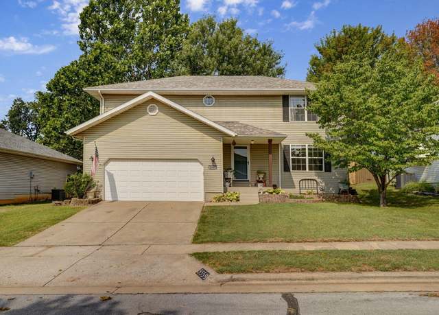 Property at 5559 S Aaron Ave, Springfield, MO 65810, 5 beds, 3 baths