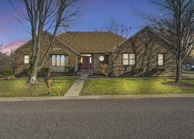 Property at 16 Southgate Ave, Monett, MO 65708, 3 beds, 3 baths