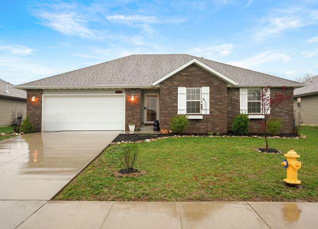 Property at 1227 S Calabria Ave, Republic, MO 65738, 3 beds, 2 baths
