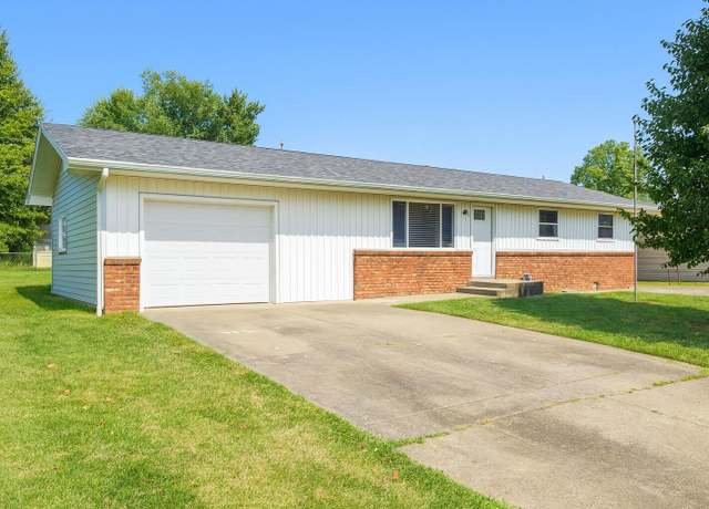 Property at 948 Wood St, Mt Vernon, MO 65712, 3 beds, 1 bath