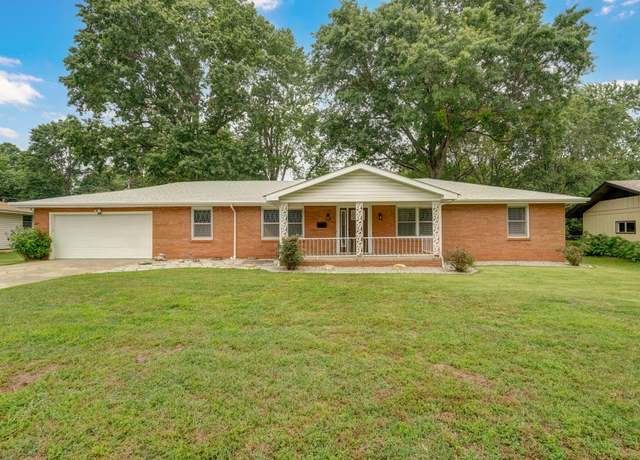 Property at 753 W Katella St, Springfield, MO 65807, 3 beds, 2 baths
