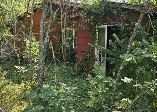 Property at 926 E 555th Rd, Pleasant Hope, MO 65725