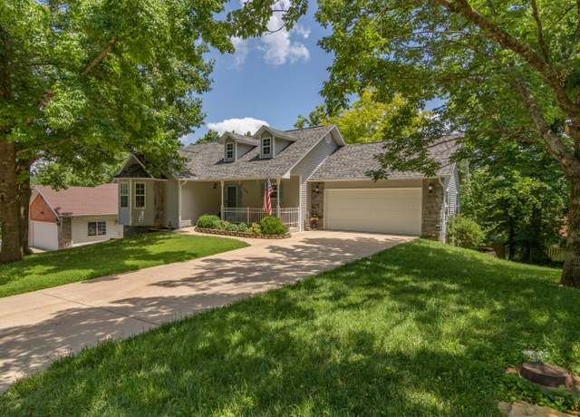 Property at 155 Tyler St, Branson, MO 65616, 4 beds, 3 baths