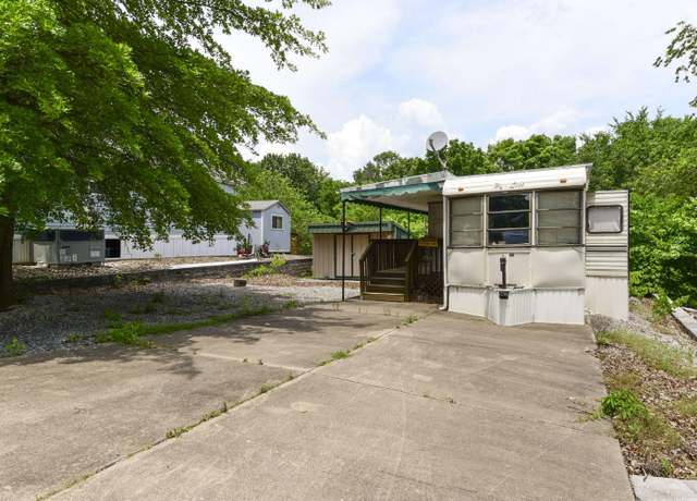 Property at 105 Estate Cir, Branson, MO 65616