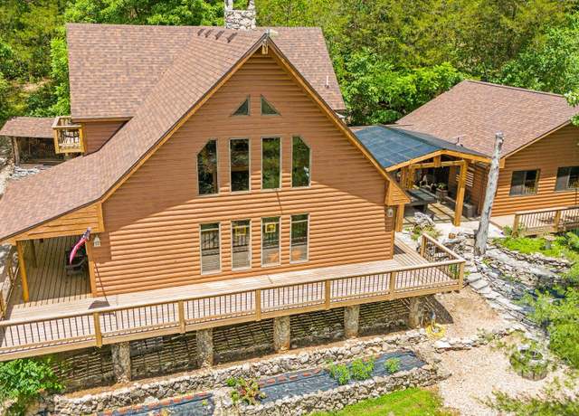Property at 192 John Hollow Dr, Galena, MO 65656, 4 beds, 3 baths