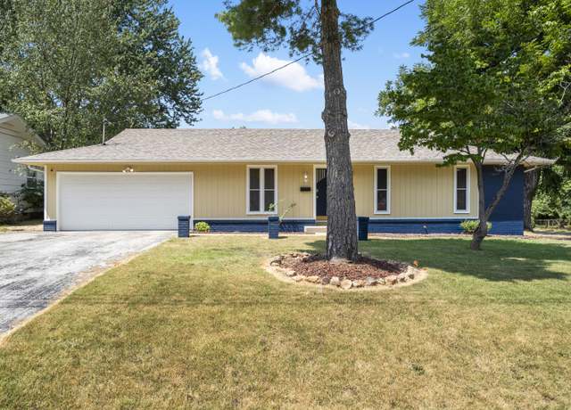 Property at 1205 S Estate Ave, Springfield, MO 65804, 3 beds, 2 baths