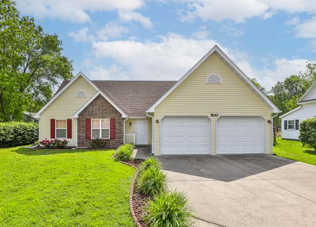 Property at 500 N Oakland Ave, Bolivar, MO 65613, 3 beds, 2 baths
