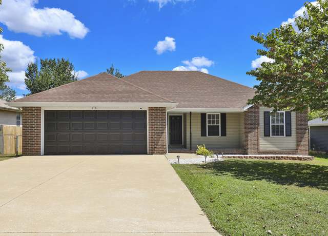 Property at 540 S Flint, Bolivar, MO 65613, 3 beds, 2 baths