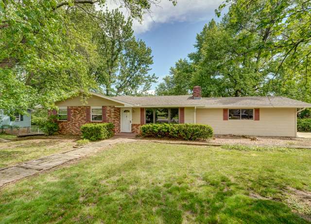 Property at 315 W Nellie Ave, Monett, MO 65708, 4 beds, 3.5 baths