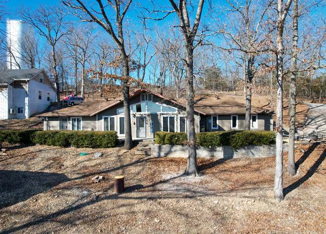Property at 274 Skyline Rd, Branson, MO 65616, 3 beds, 2 baths