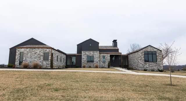 Photo of 269 E Wisteria Ln, Ozark, MO 65721