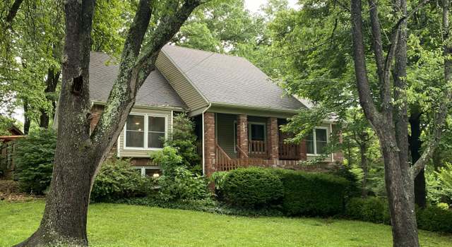 Photo of 889 S Mission Cir, Springfield, MO 65809