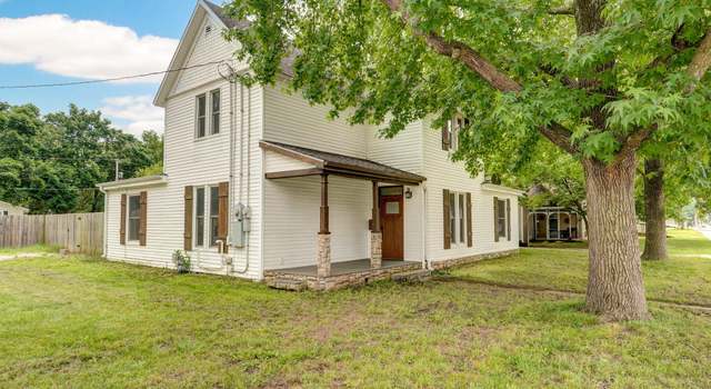 Photo of 902 S Hickory St, Mt Vernon, MO 65712
