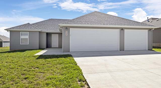 Photo of 120 Pin Oak Dr, Aurora, MO 65605