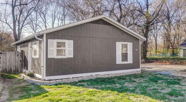 Photo of 1719 N Hillcrest Ave, Springfield, MO 65802
