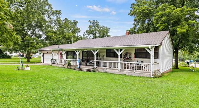 Photo of 601 N Pine St, Humansville, MO 65674