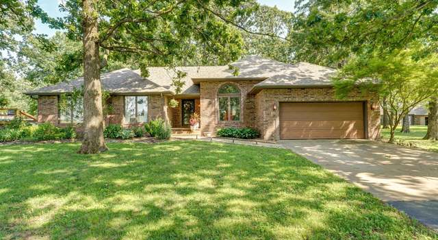 Photo of 625 Parkwood Dr, Mt Vernon, MO 65712