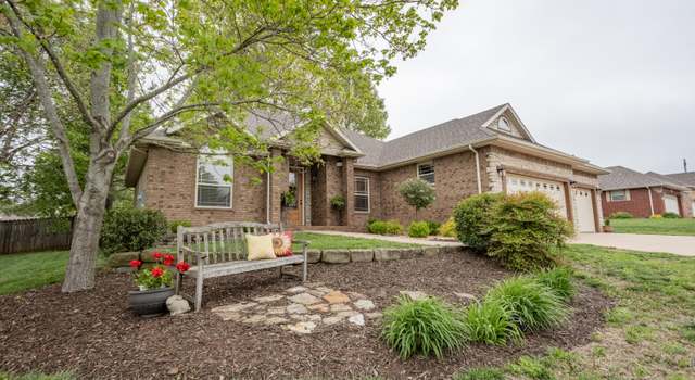 Photo of 1733 E Charles St, Republic, MO 65738