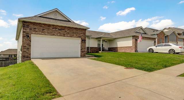Photo of 612-614 E Daniels St, Ozark, MO 65721