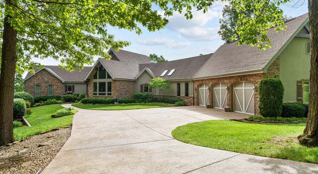 Photo of 197 Falling Leaf Ct, Branson West, MO 65737