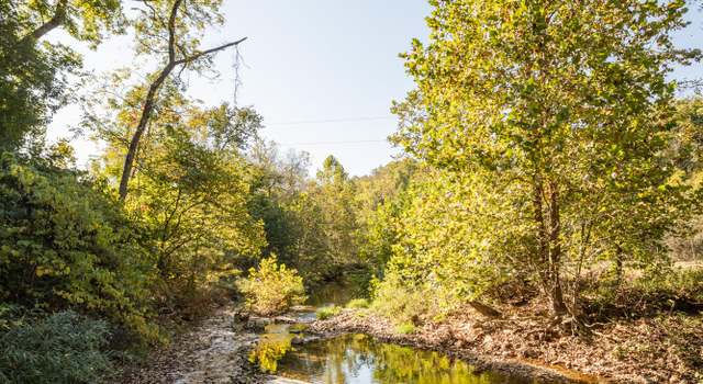 Photo of 1744 Pyatt Rd, Hartville, MO 65667
