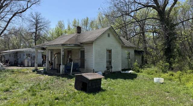 Photo of 2107 Suburban St, Carthage, MO 64836