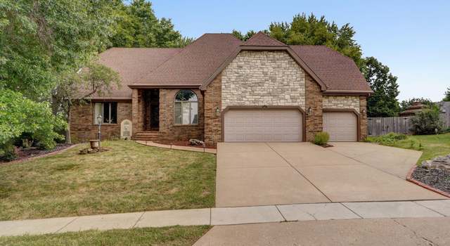 Photo of 1431 E Burntwood St, Springfield, MO 65803