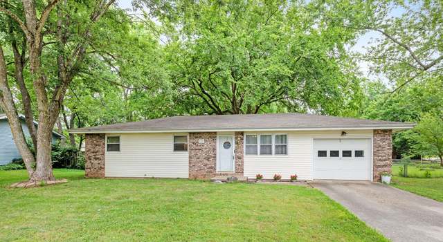 Photo of 220 S Dennis Ave, Republic, MO 65738