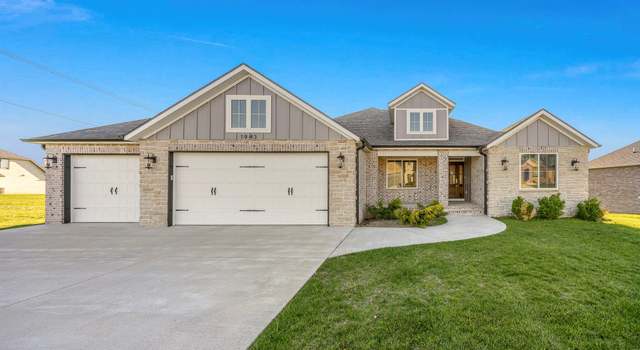 Photo of 1943 N Cannonade Ct, Springfield, MO 65802
