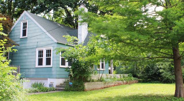 Photo of 704 W Tracy St, Springfield, MO 65807