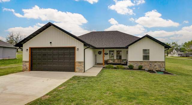 Photo of 105 N College Ave, Marionville, MO 65705