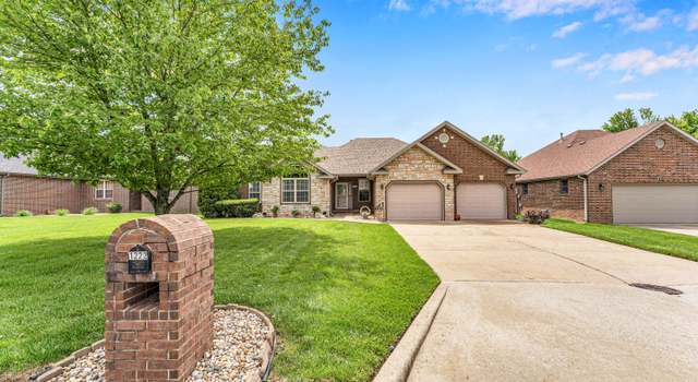Photo of 1222 E Ogorman Ct, Springfield, MO 65803