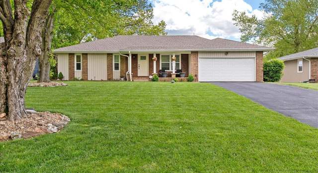 Photo of 2246 E Ridgecrest St, Ozark, MO 65721