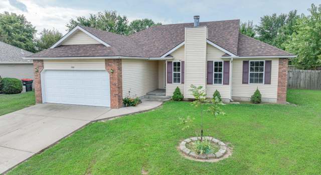 Photo of 320 Shawnee Ct, Clever, MO 65631